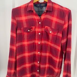 Pendleton Red Plaid Button-Up Shirt A4